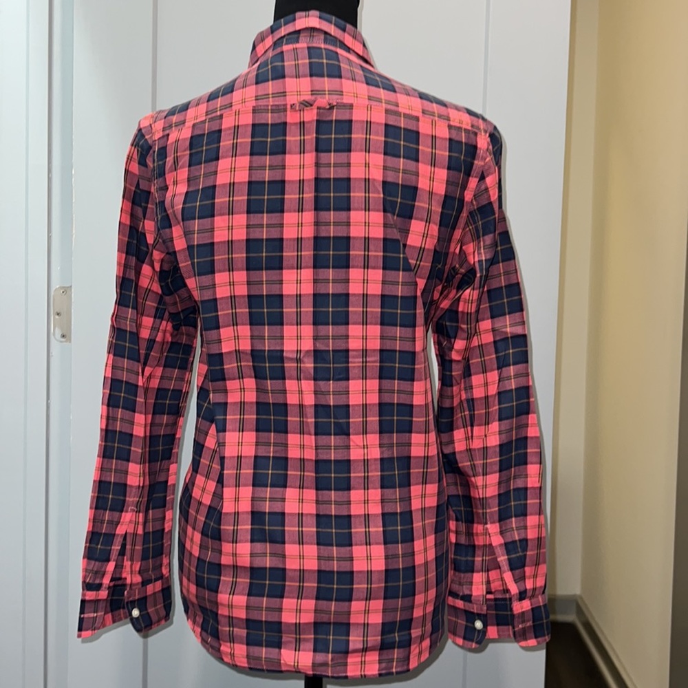 GAP Plaid Button-Down - Picture 3 of 3